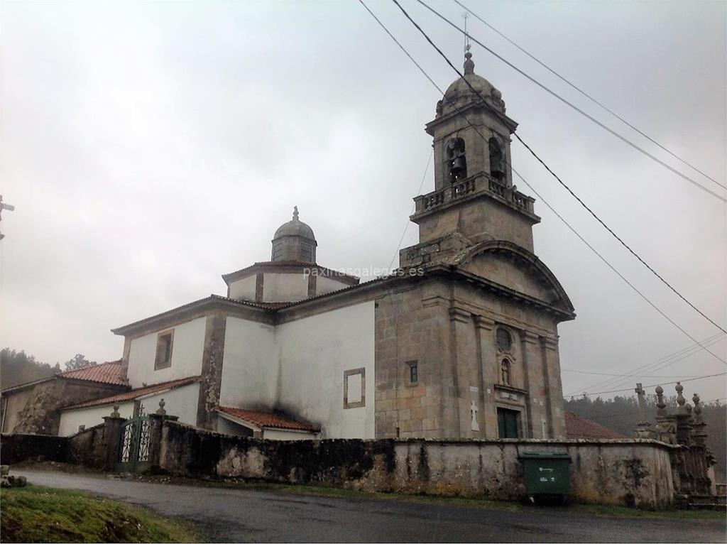 imagen principal Parroquia y Cementerio de Santa María de Rus