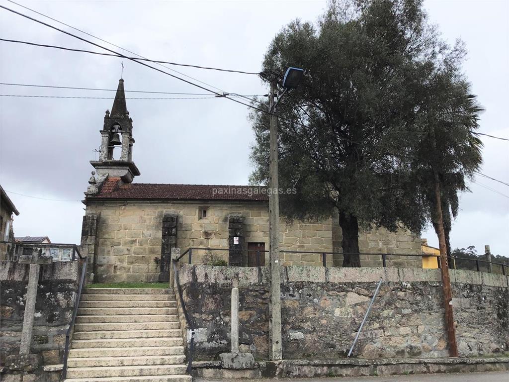 imagen principal Parroquia y Cementerio de Santa María de Sanguiñeda