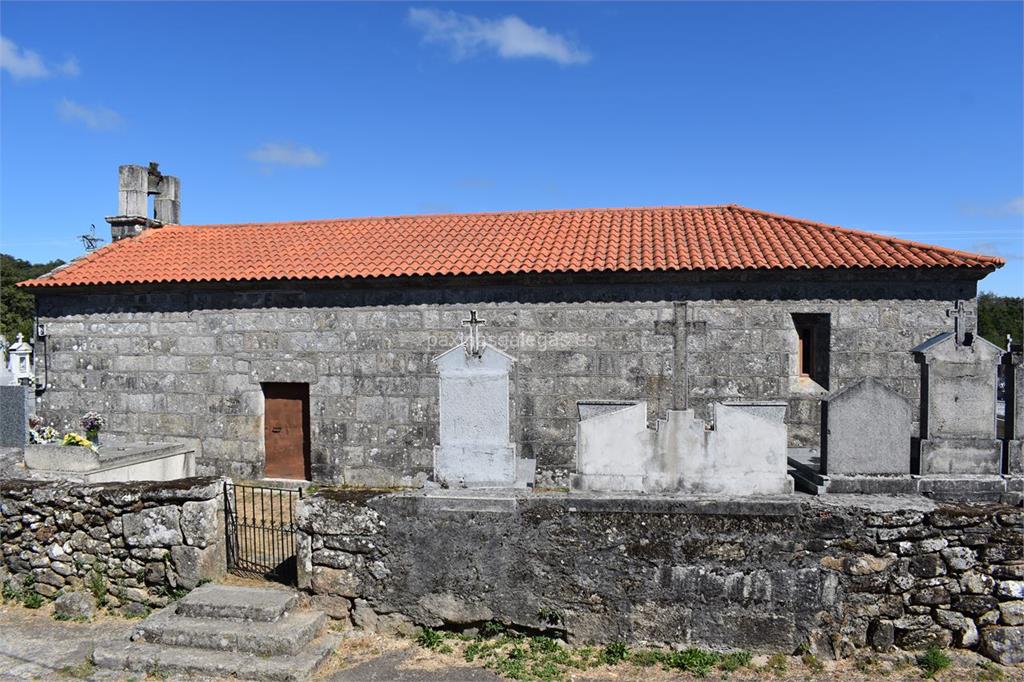 imagen principal Parroquia y Cementerio de Santa María de Vila