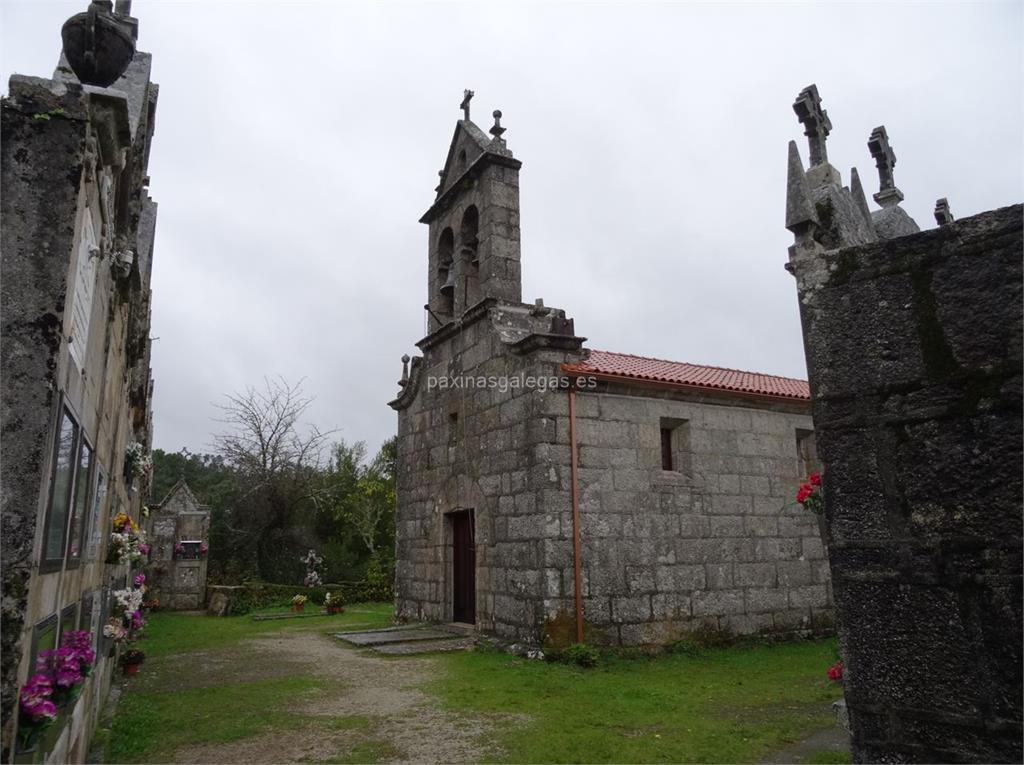 imagen principal Parroquia y Cementerio de Santa María de Vilar de Condes