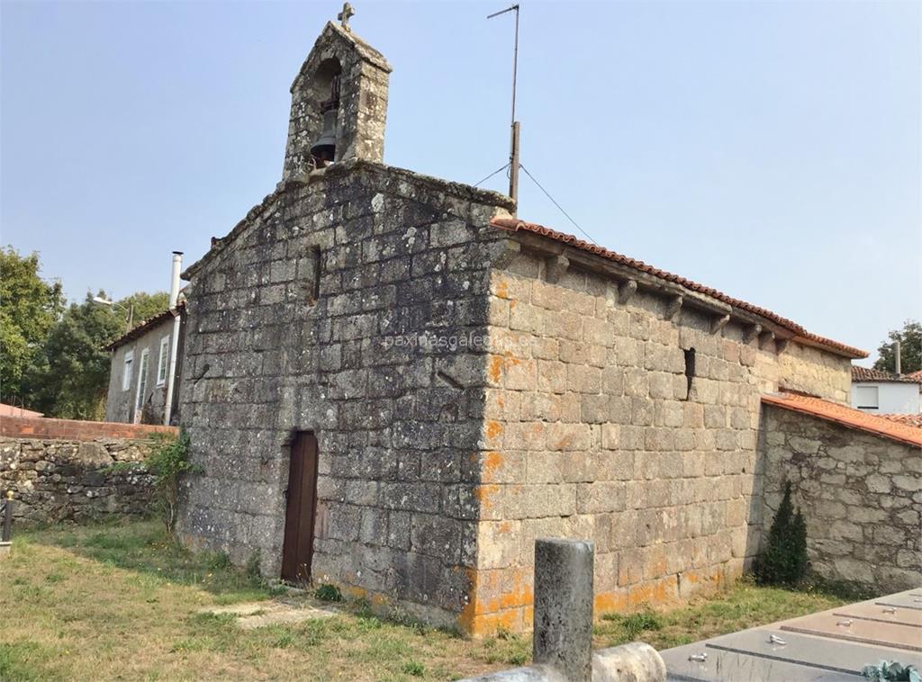 imagen principal Parroquia y Cementerio de Santa María do Bispo