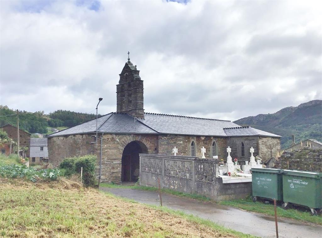 imagen principal Parroquia y Cementerio de Santalla