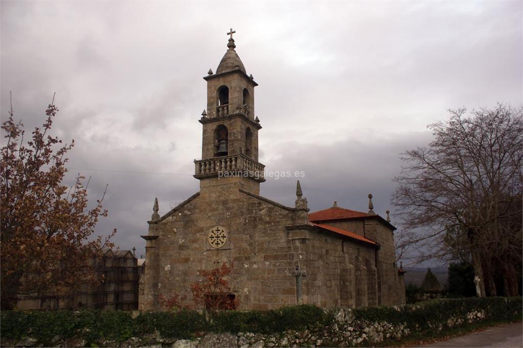 imagen principal Parroquia y Cementerio de Santiago de Amiudal