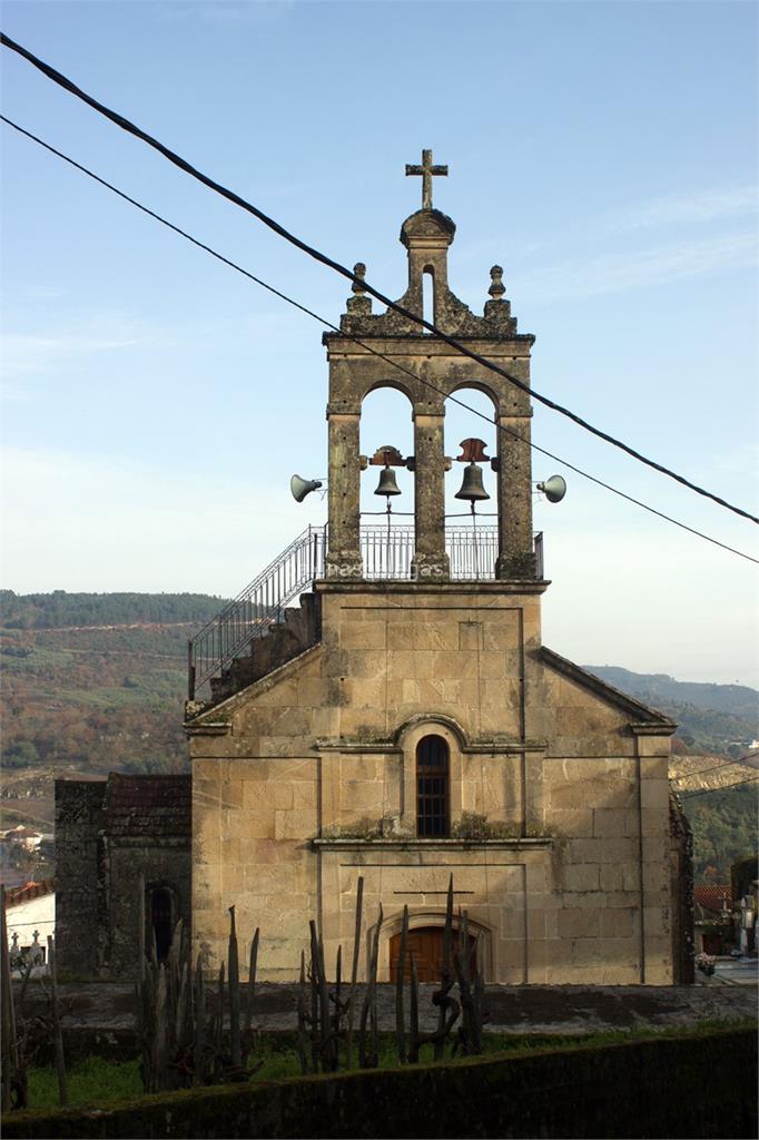 imagen principal Parroquia y Cementerio de Santiago de Barbantes