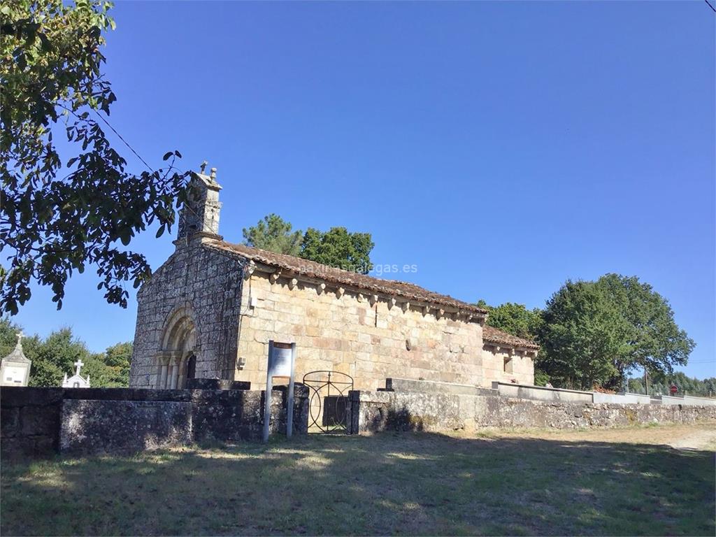 imagen principal Parroquia y Cementerio de Santiago de Bidouredo