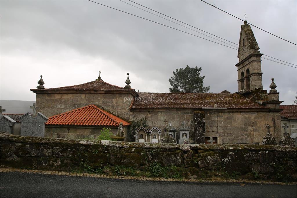imagen principal Parroquia y Cementerio de Santiago de Güín