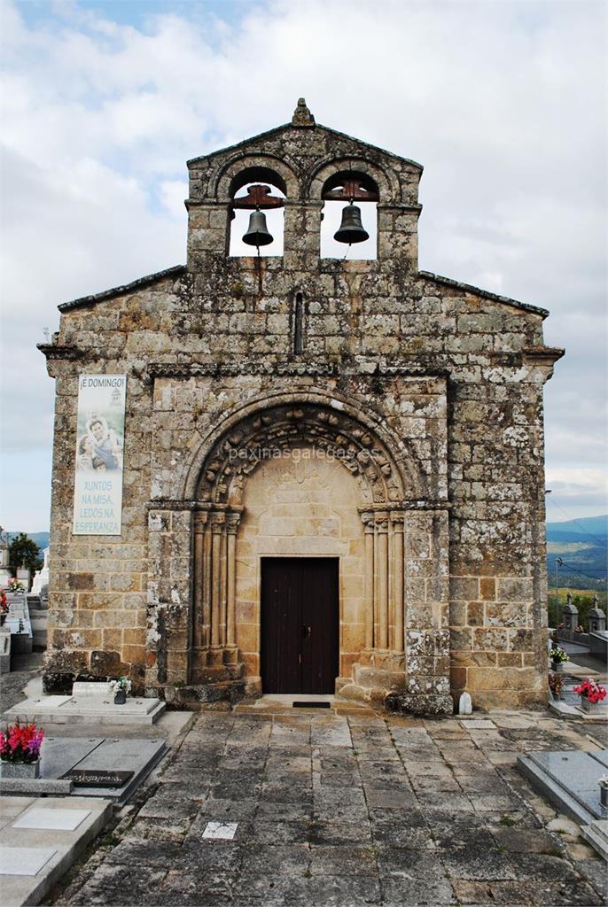 imagen principal Parroquia y Cementerio de Santiago de Gustei