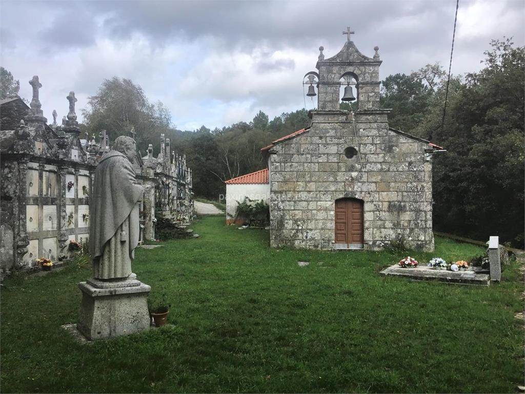 imagen principal Parroquia y Cementerio de Santiago de Lebozán