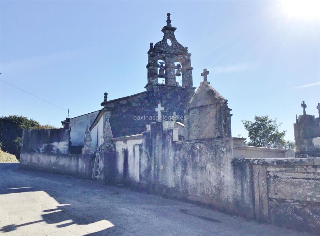 imagen principal Parroquia y Cementerio de Santiago de Ligonde