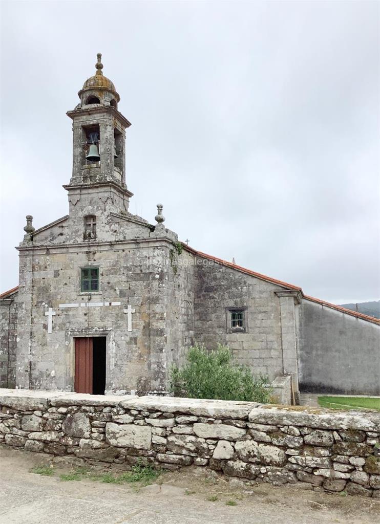 imagen principal Parroquia y Cementerio de Santiago de Mens