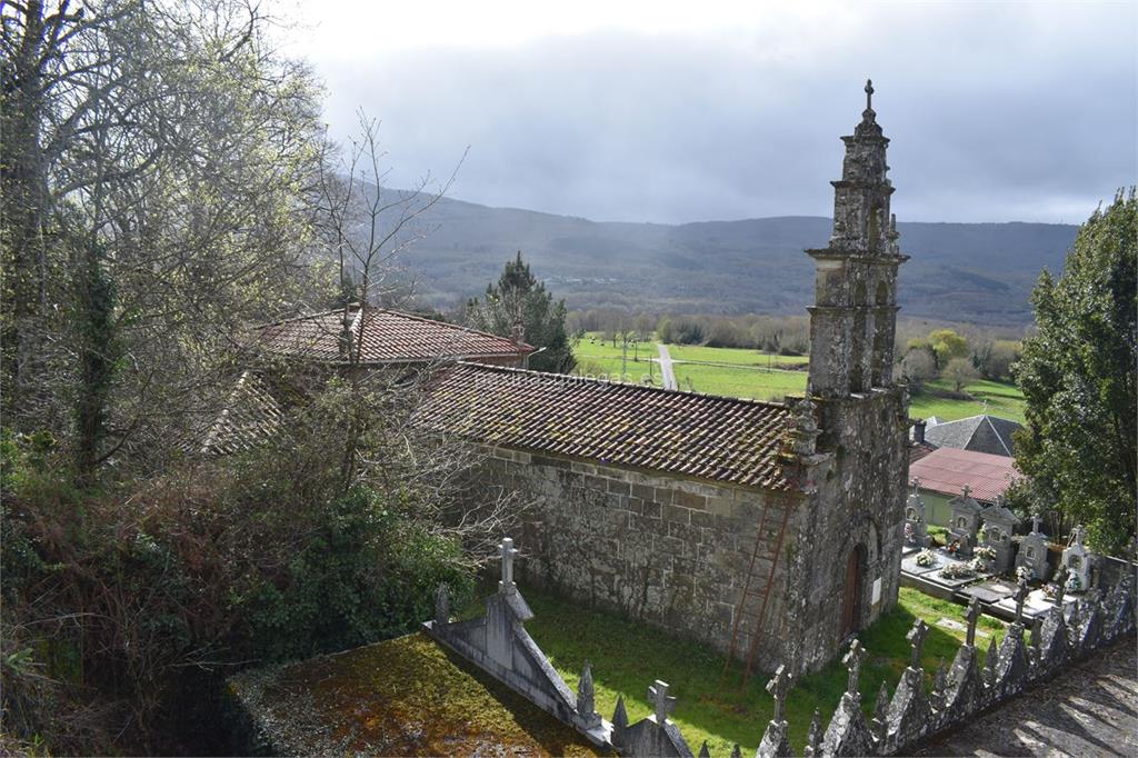 imagen principal Parroquia y Cementerio de Santiago de Nigueiroá