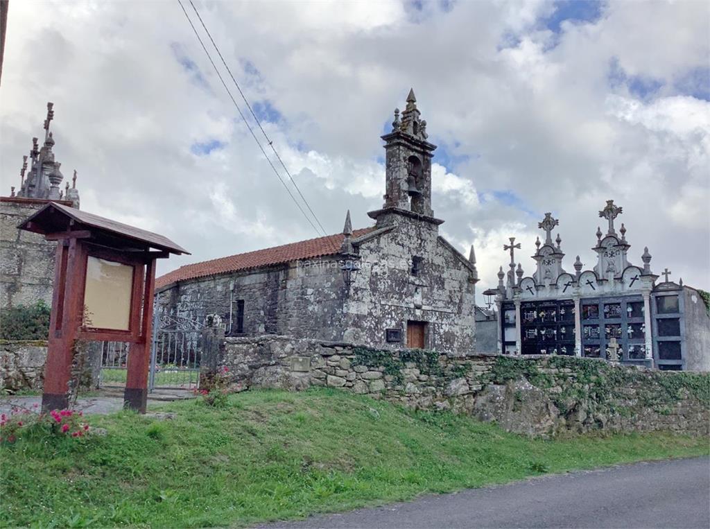 imagen principal Parroquia y Cementerio de Santiago de Olveiroa