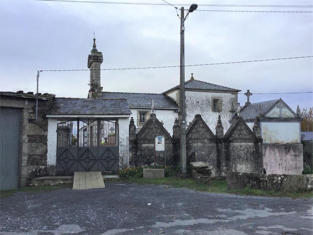 imagen principal Parroquia y Cementerio de Santiago de Piúgos