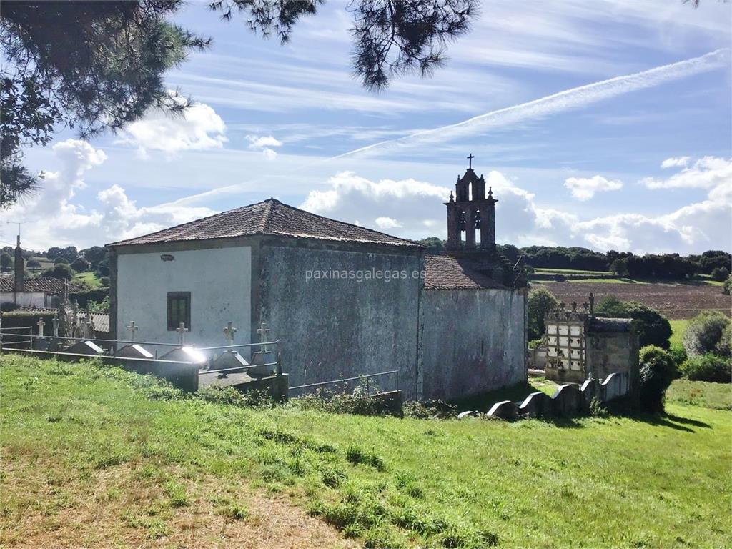 imagen principal Parroquia y Cementerio de Santiago de Sello