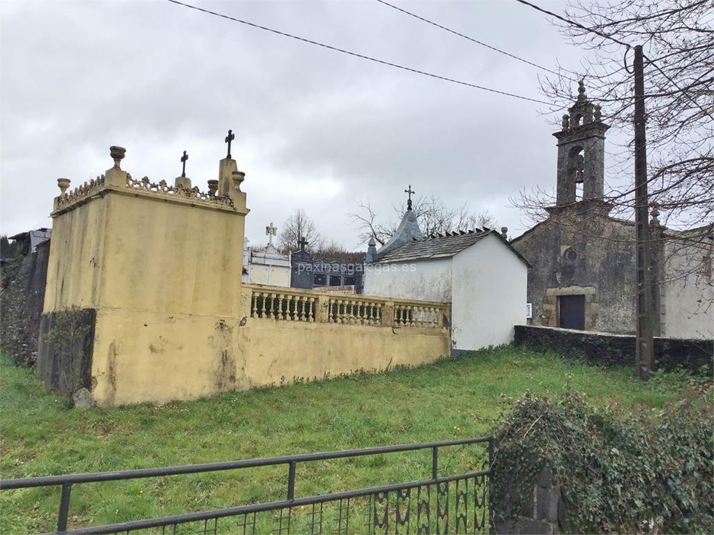 imagen principal Parroquia y Cementerio de Santo Estevo de Pol