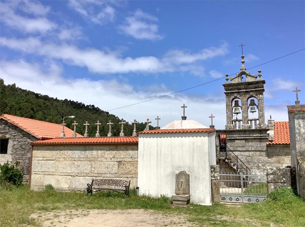 imagen principal Parroquia y Cementerio de Santo Estevo de Soesto