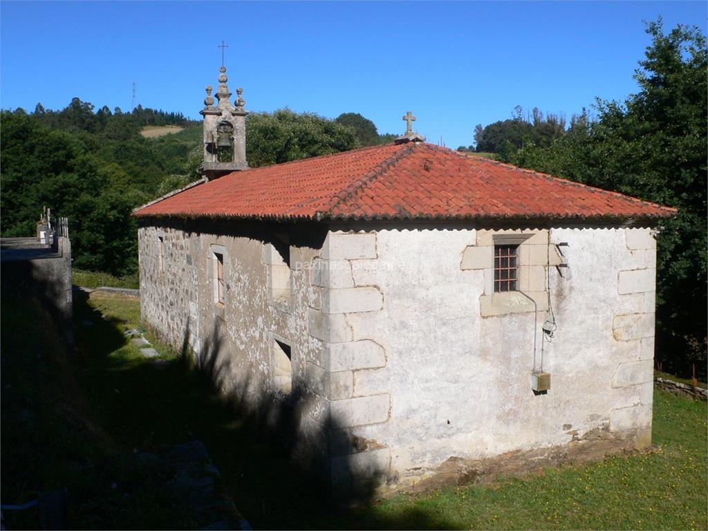imagen principal Parroquia y Cementerio San Ginés de Ferreirós