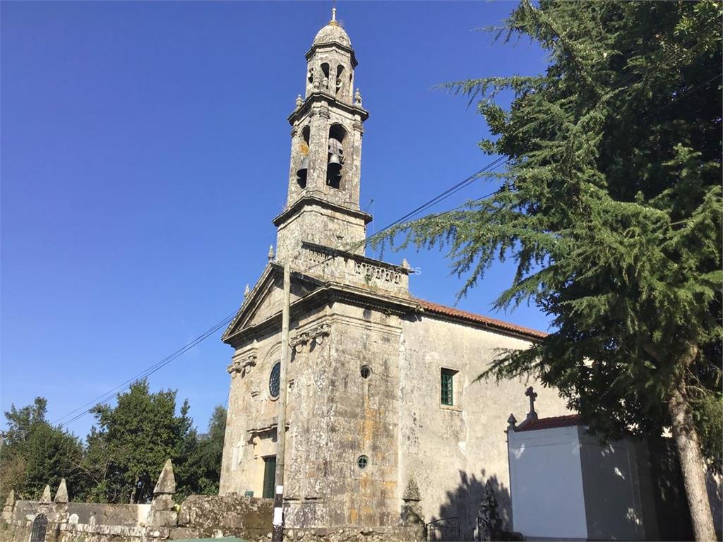 imagen principal Parroquia y Cementerio San Mamede de Moalde