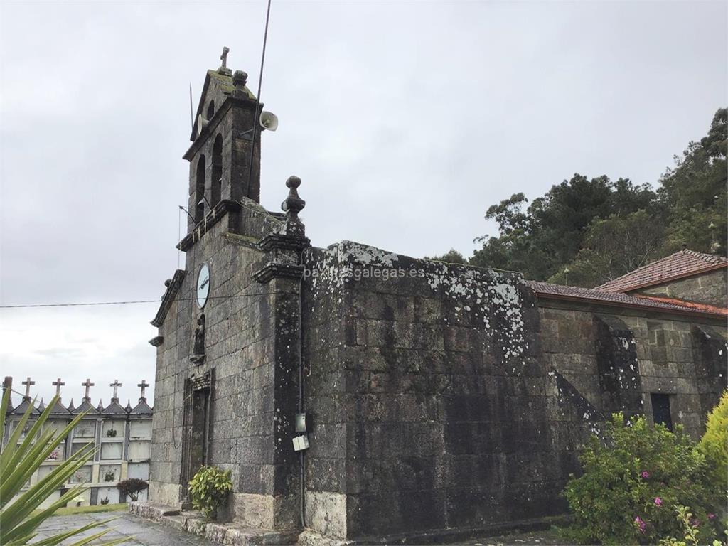 imagen principal Parroquia y Cementerio Viejo de San Andrés de Meirol