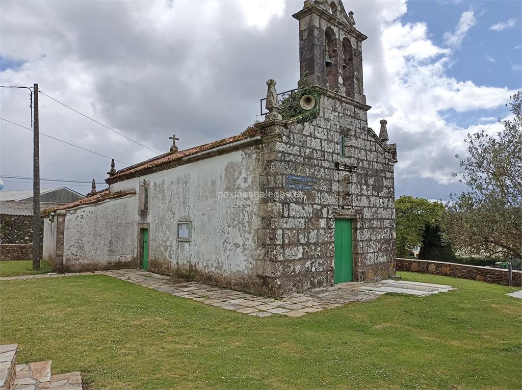 imagen principal Parroquia y Cementerio Viejo de San Mamede de Bazar