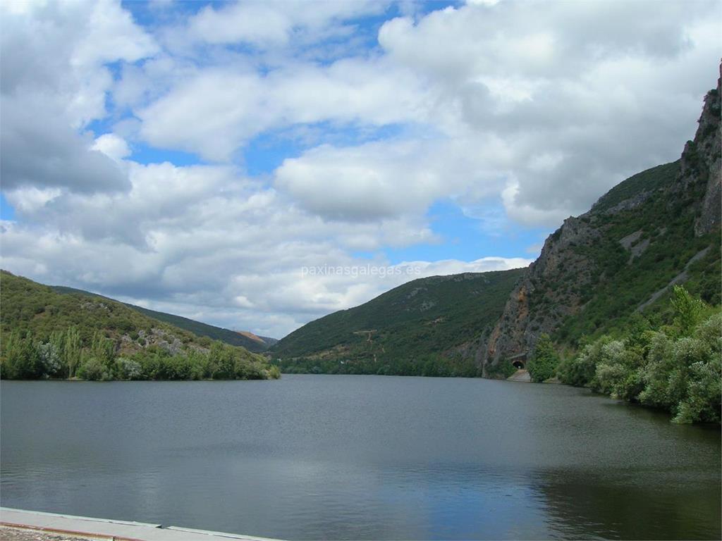 imagen principal Paseo Fluvial de Covas