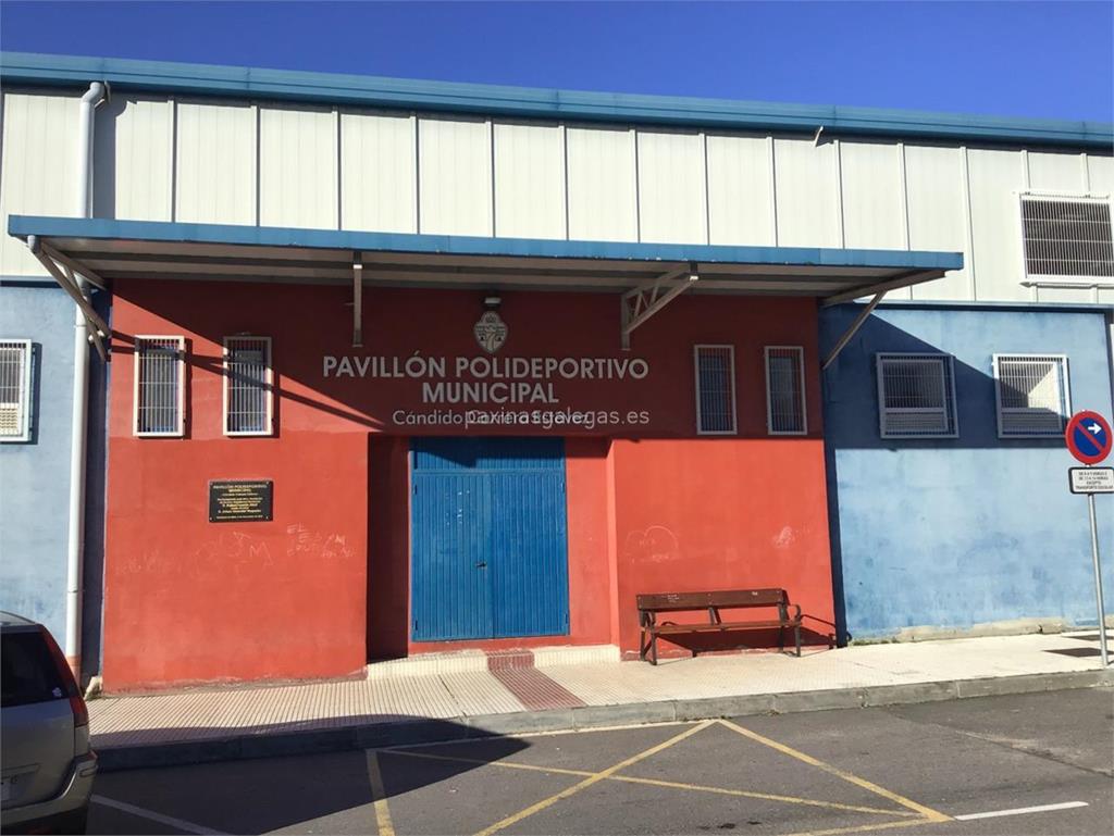 imagen principal Pavillón Polideportivo Municipal Cándido Carrera Estévez 