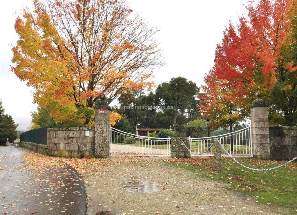 imagen principal Pazo San Mauro (San Amaro Sobre Lías / Albariño y Loureira)