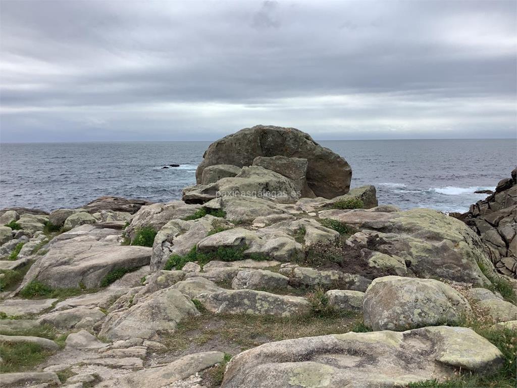 imagen principal Pedra dos Namorados e Furna da Espuma