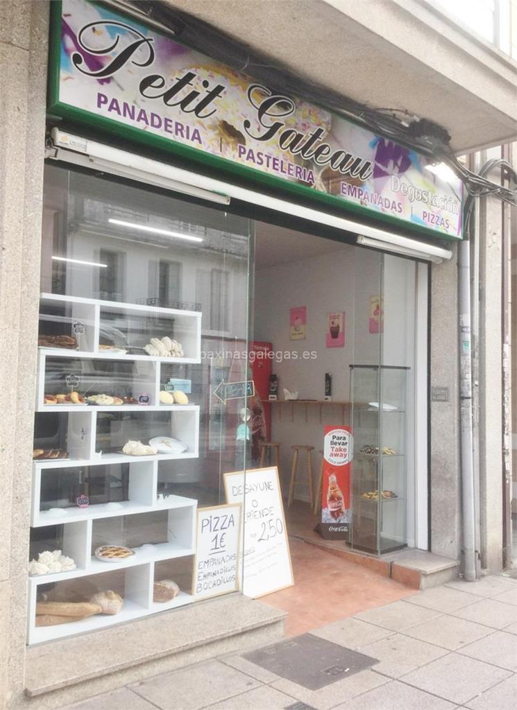 Panaderia Pasteleria Petit Gateau En Santiago