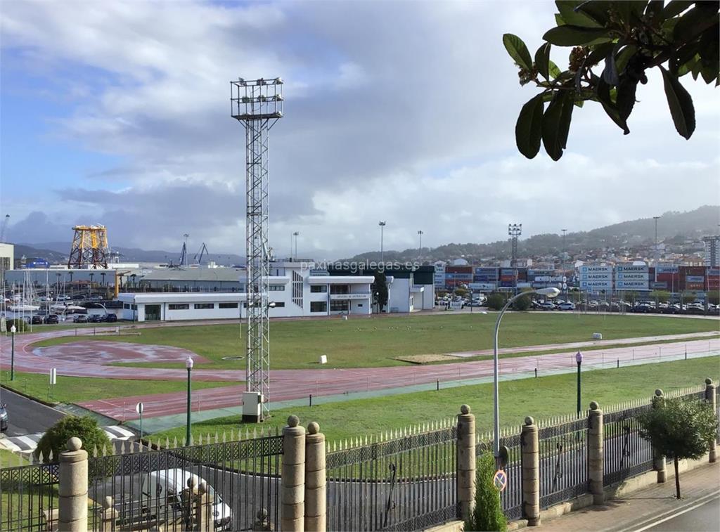 imagen principal Pista de Atletismo de la Escuela Naval Militar