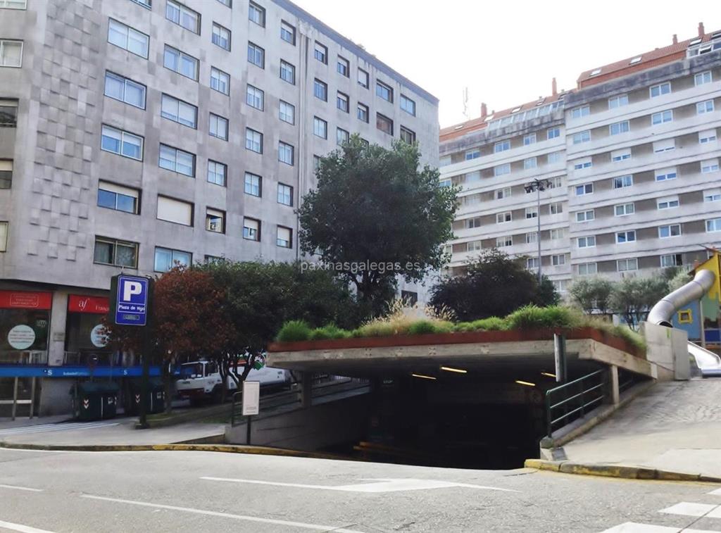Parking Plaza De Vigo En Santiago