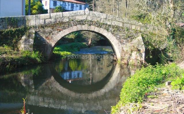 imagen principal Puente Medieval de Roibeira