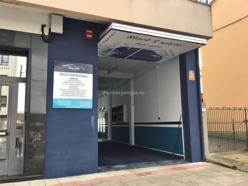imagen principal Punto de Recogida Ecoscooting (Black & White Auto Center)