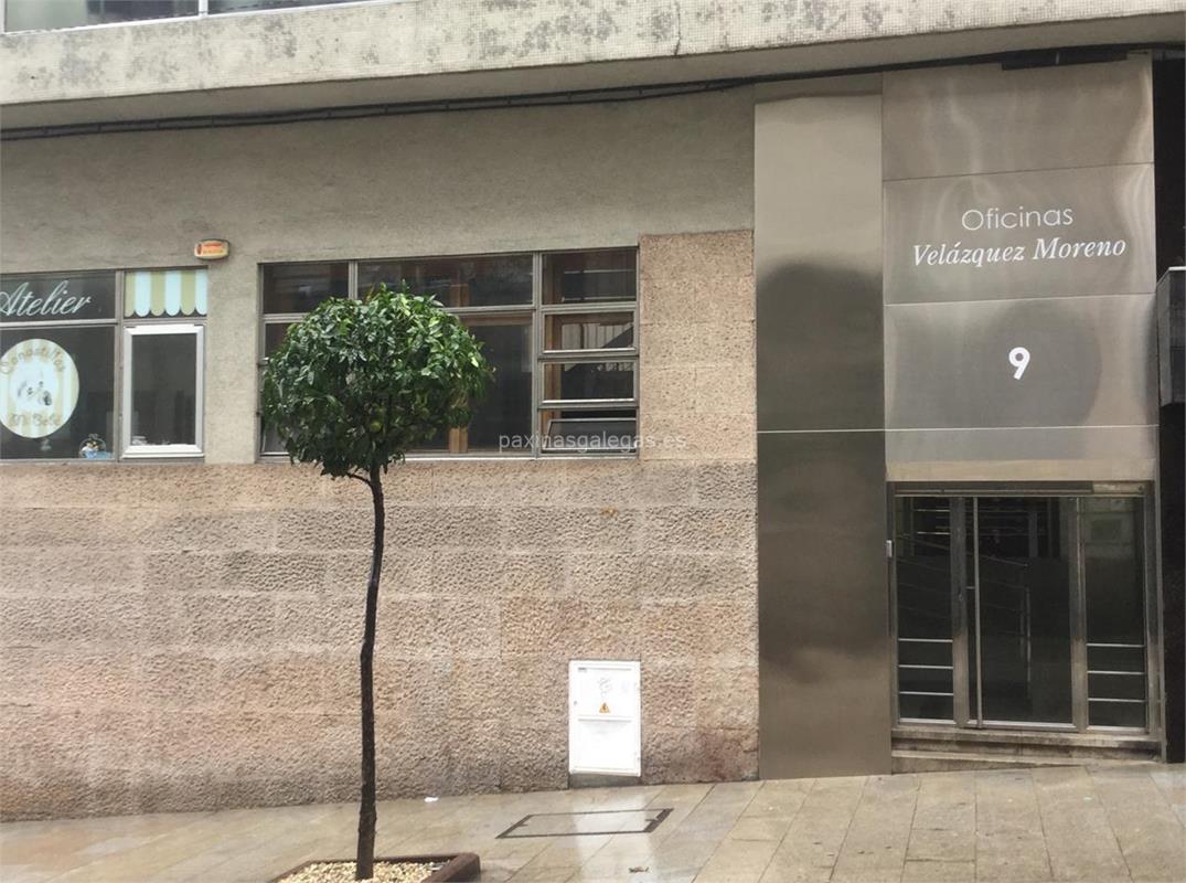 Mandíbula de la muerte fumar Vacunar Emisora de Radio Radio 4G Onda Local Galicia en Vigo