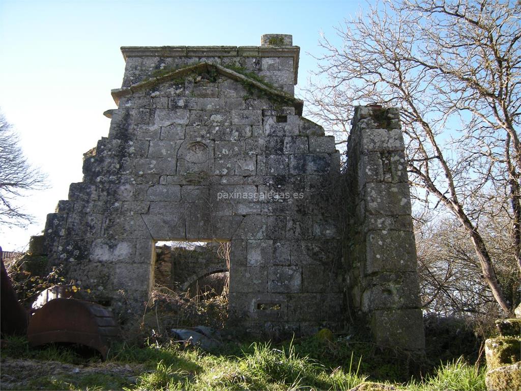 imagen principal Ruinas de la Iglesia de Santa María do Camiño