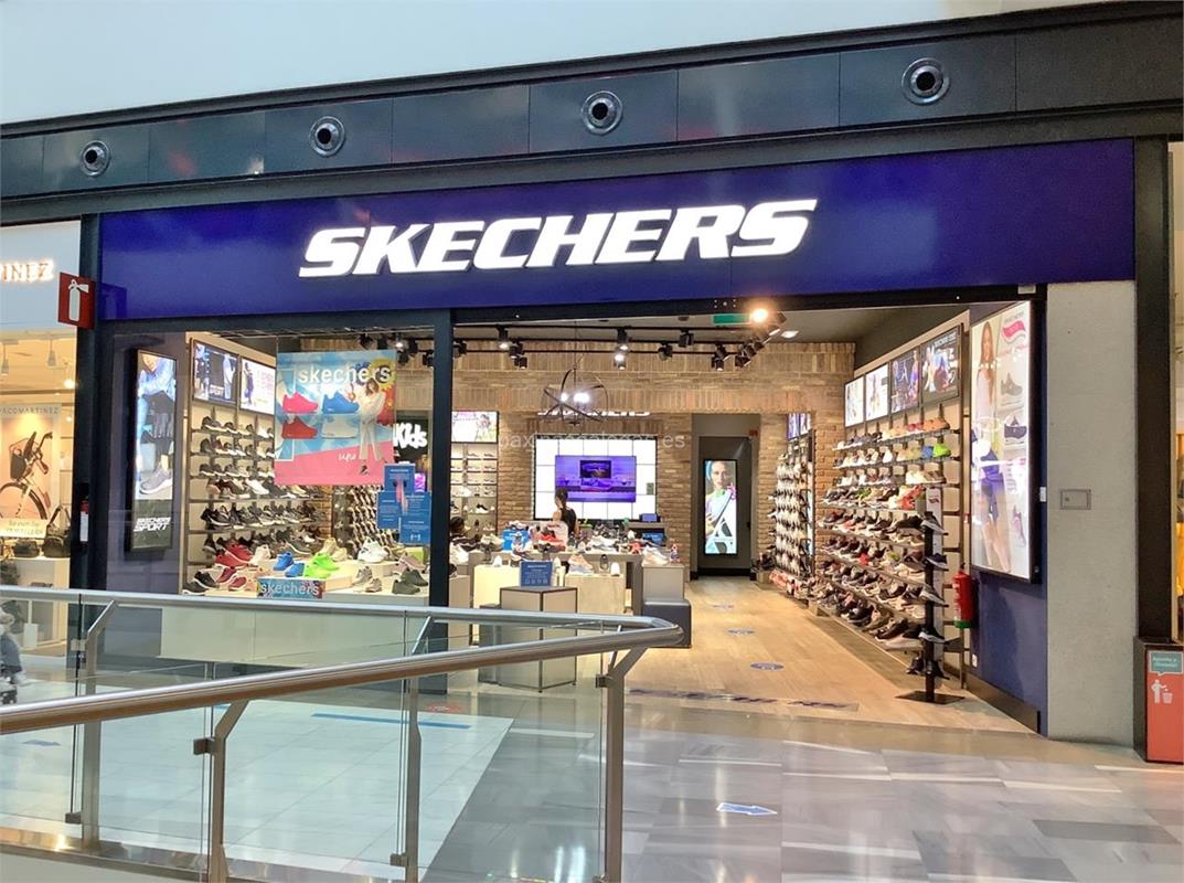 radioactividad En riesgo Esperanzado Zapatería Skechers en Santiago