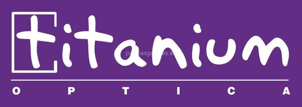 logotipo Titanium Óptica