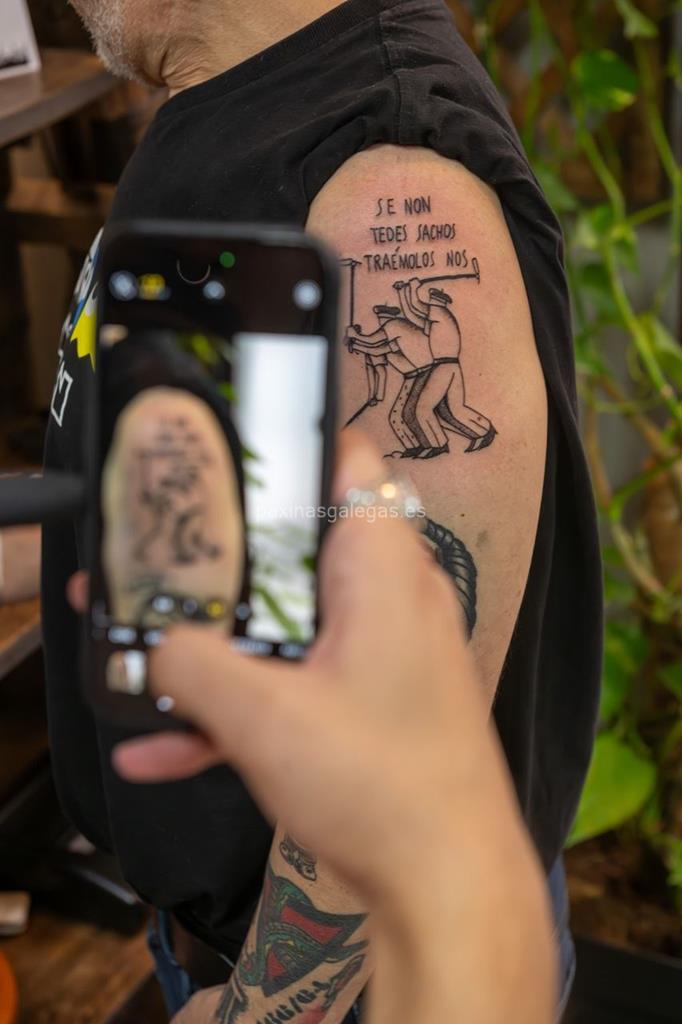 Vhs Tattoo imagen 9