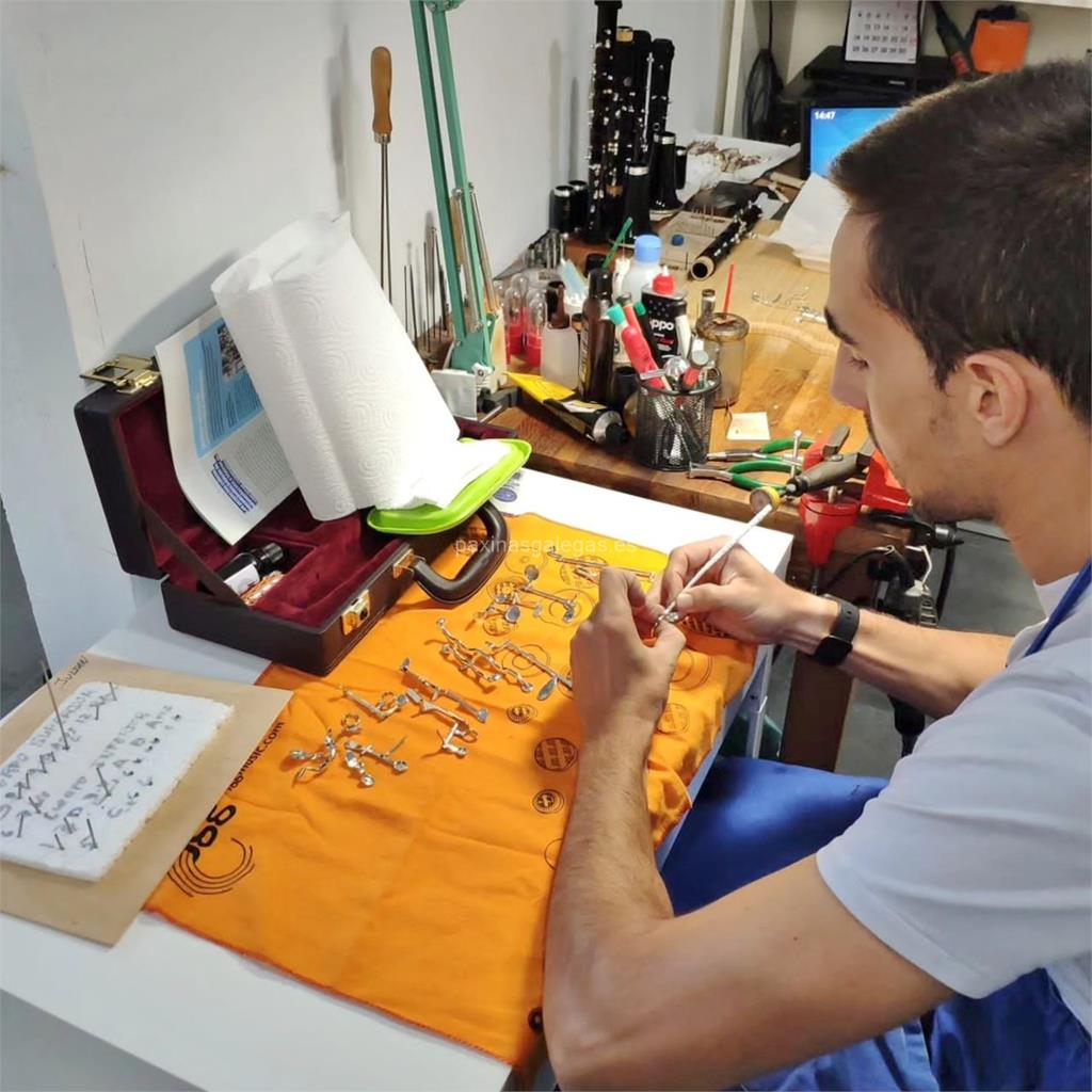 imagen principal Vima Instruments - Adrián Vilaboa