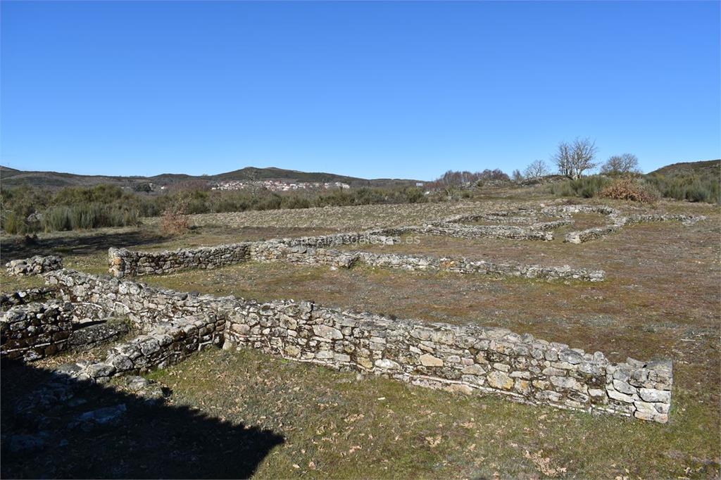 imagen principal Yacimiento de Santa Marta de Lucenza