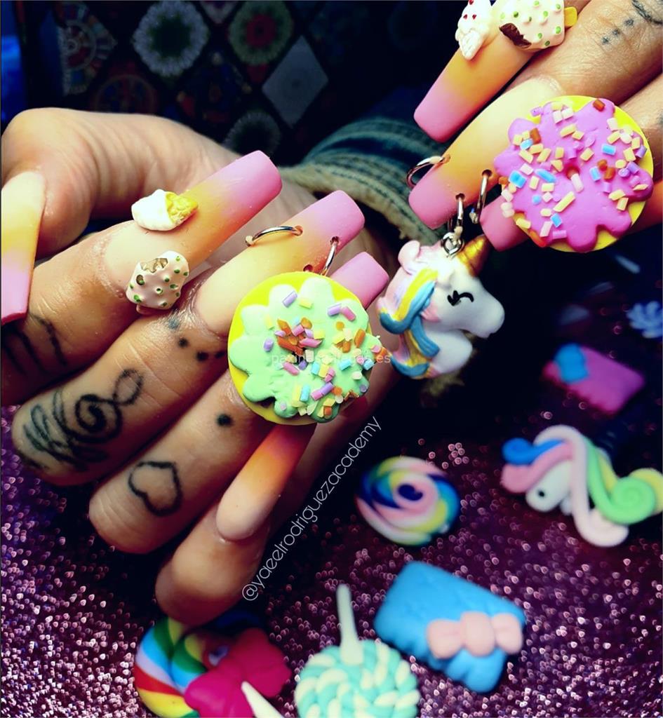 YR Professional Nails imagen 10